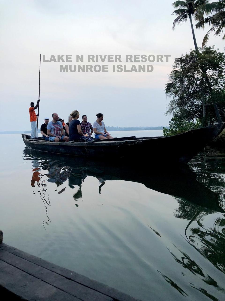 Lake N River Resort Munroe Island Mundrothuruth Экстерьер фото